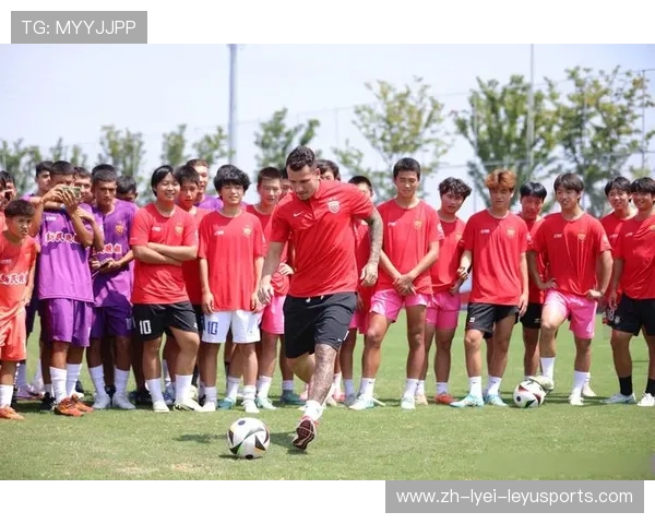 足球高位逼抢训练指南：提升球队前场压迫效率的关键步骤